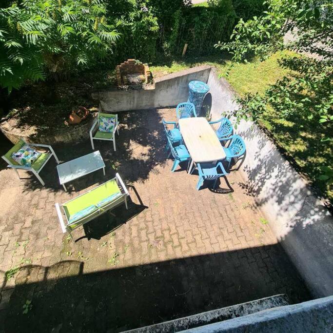Appartement Centre Ville Terrasse Jardin Garage Chez Priscilla Aurillac Exterior foto